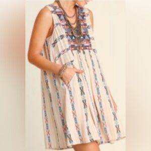 Umgee size Medium Bohemian Sleeveless Mini Dress - Cream and Blue